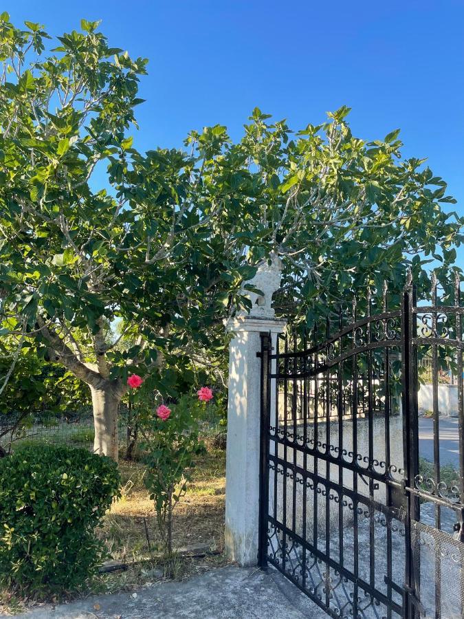 Beautiful Nearby Beach House With Garden, Private Pool And Large Yard Sidárion Eksteriør bilde
